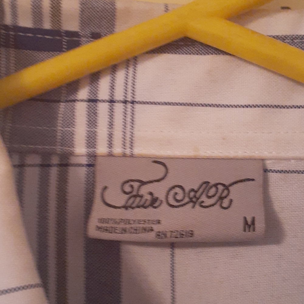 Shirt - Picture 3 of 3